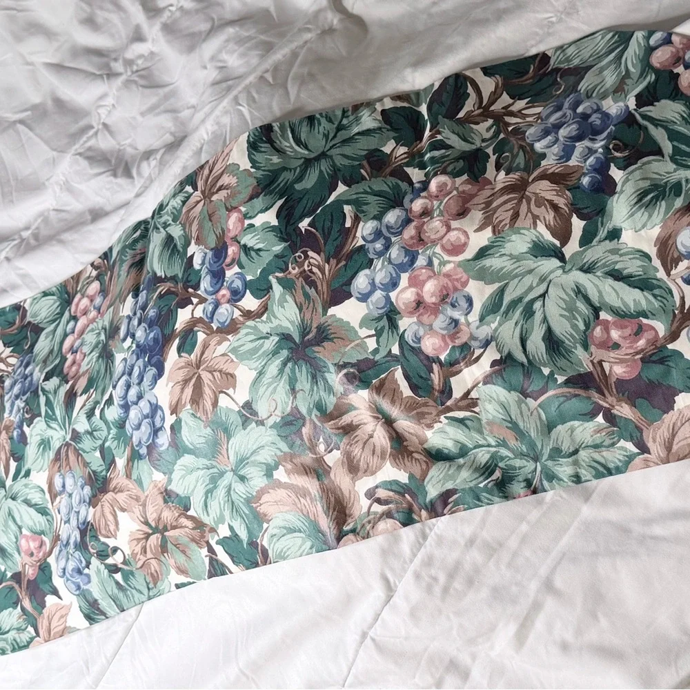 Ambiance Fabric Park Avenue‎ Table Runner Grape Vine Design Fabric Decor Vintage